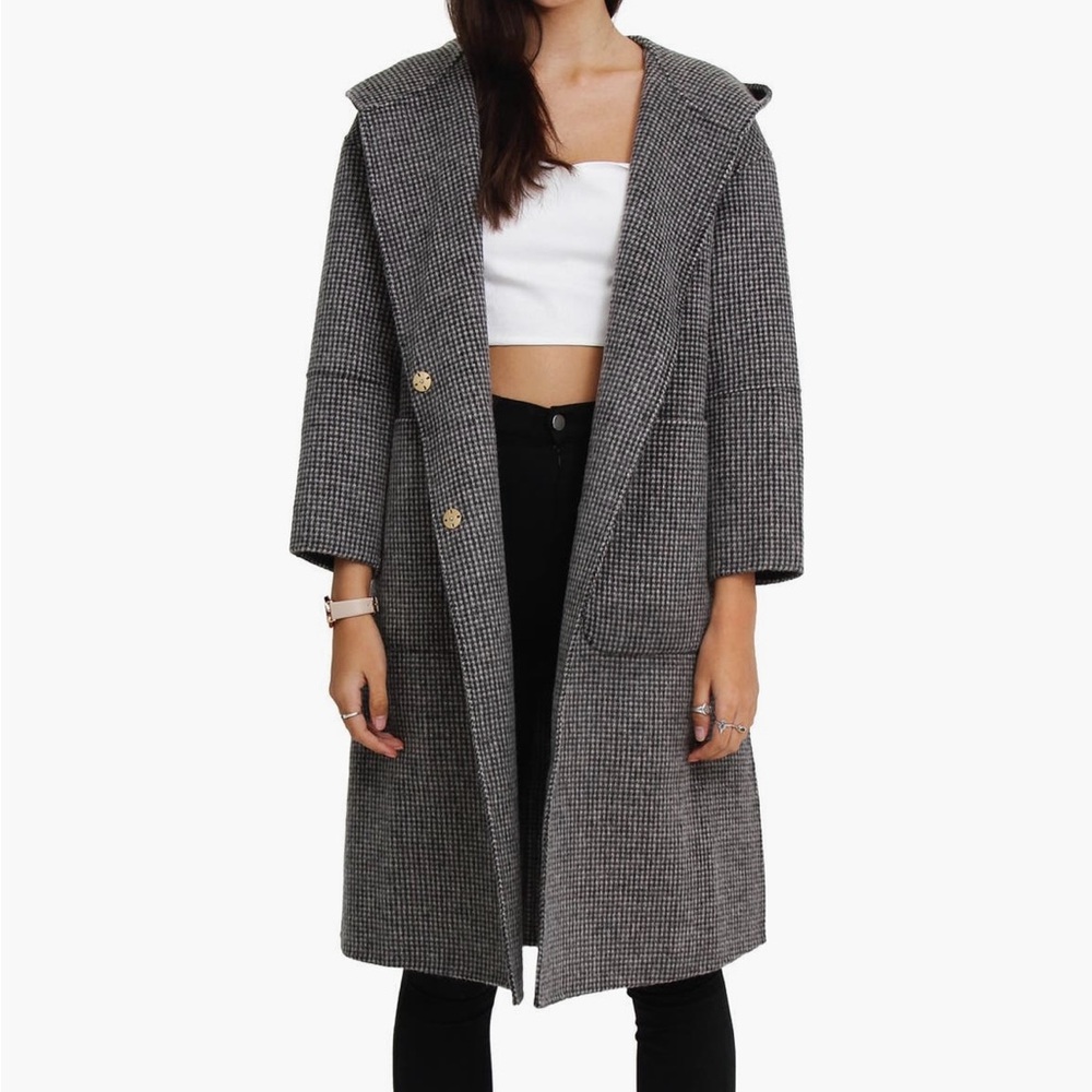 Belle & Bloom Houndstooth Trench Coat with Notched Lapel and Oversized Fit
